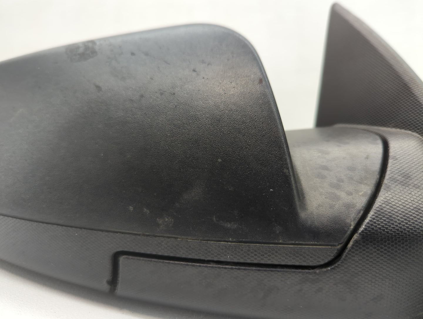 2010-2011 Chevrolet Equinox Passenger Side View Mirror - Right Door Mirror OEM Used - Oemusedautoparts1.com