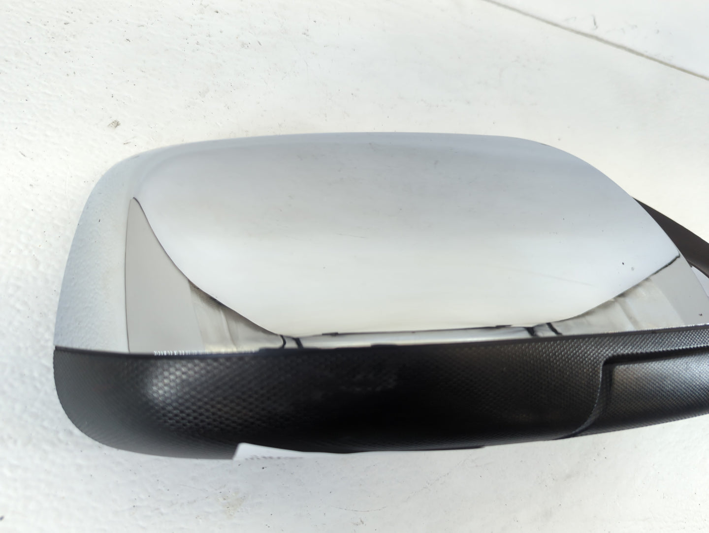 2010-2011 Chevrolet Equinox Passenger Side View Mirror - Right Door Mirror OEM Used - Oemusedautoparts1.com
