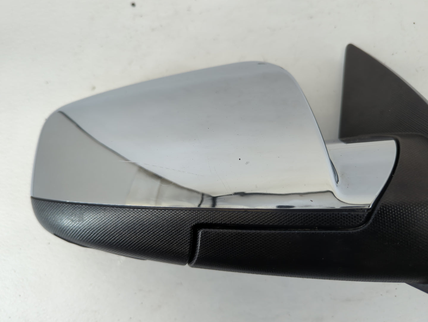 2010-2011 Chevrolet Equinox Passenger Side View Mirror - Right Door Mirror OEM Used - Oemusedautoparts1.com