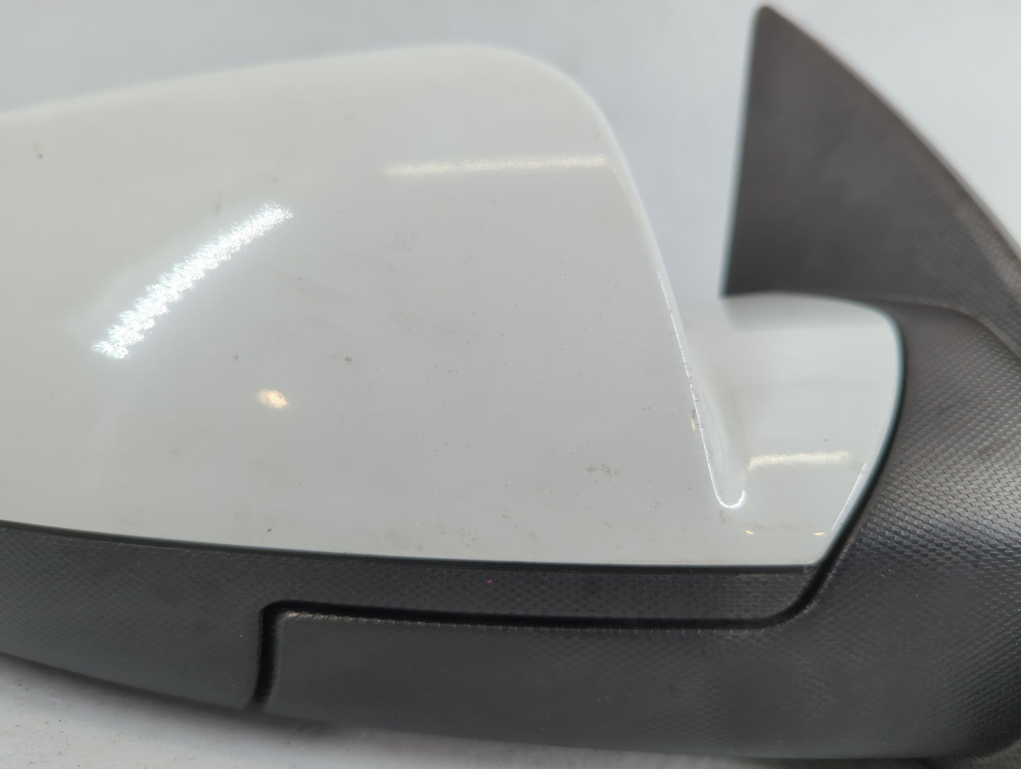 2010-2011 Chevrolet Equinox Passenger Side View Mirror - Right Door Mirror OEM Used - Oemusedautoparts1.com
