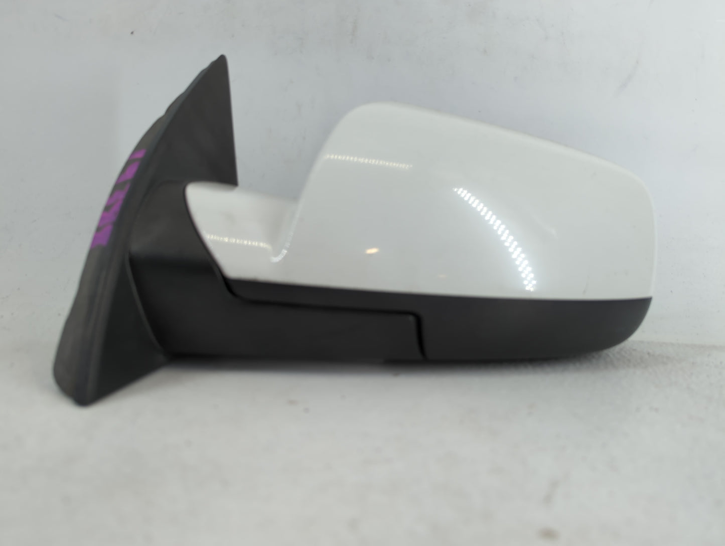 2010-2011 Chevrolet Equinox Driver Side View Mirror - Left Door Mirror OEM Used - Oemusedautoparts1.com