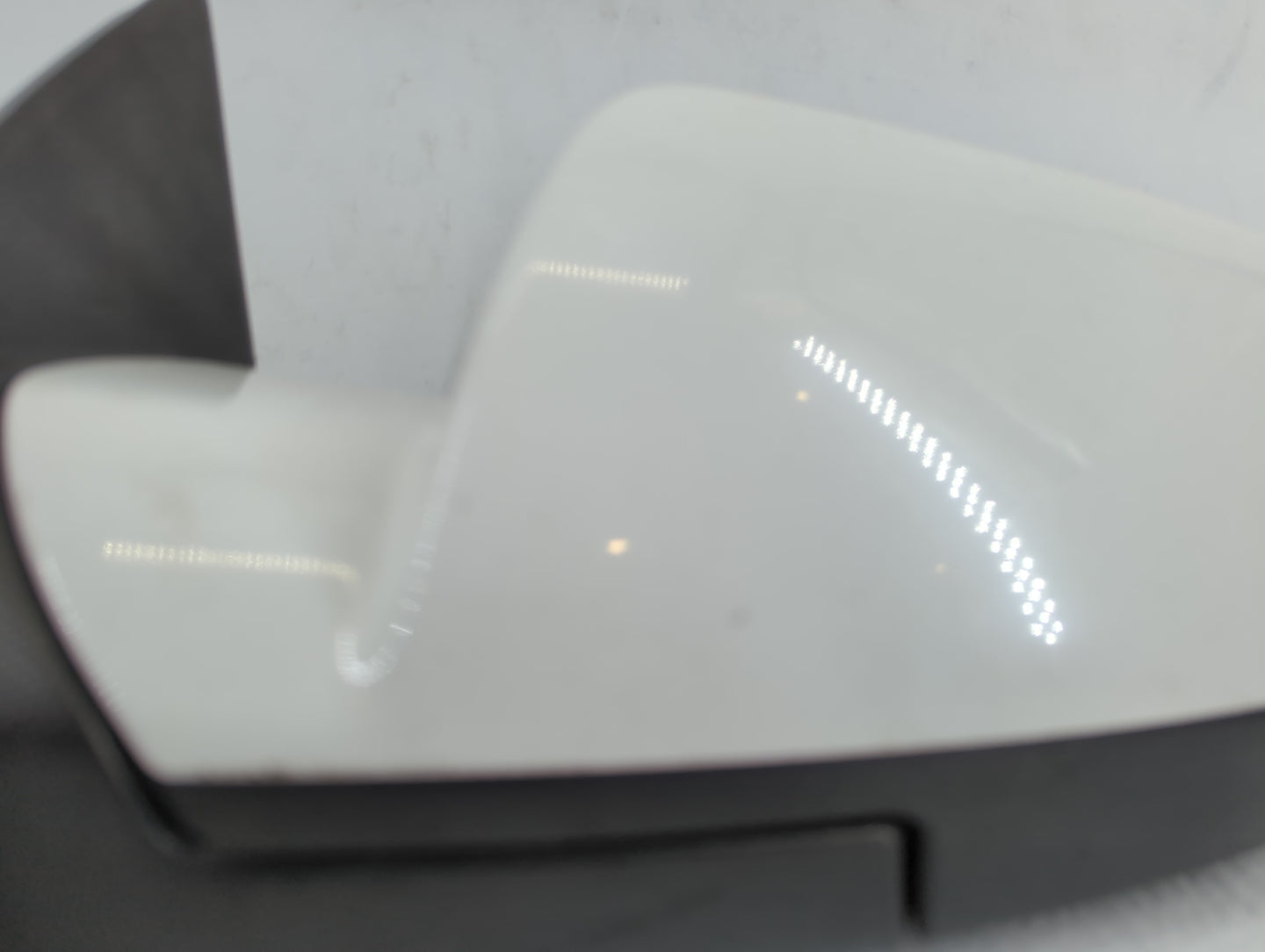 2010-2011 Chevrolet Equinox Driver Side View Mirror - Left Door Mirror OEM Used - Oemusedautoparts1.com