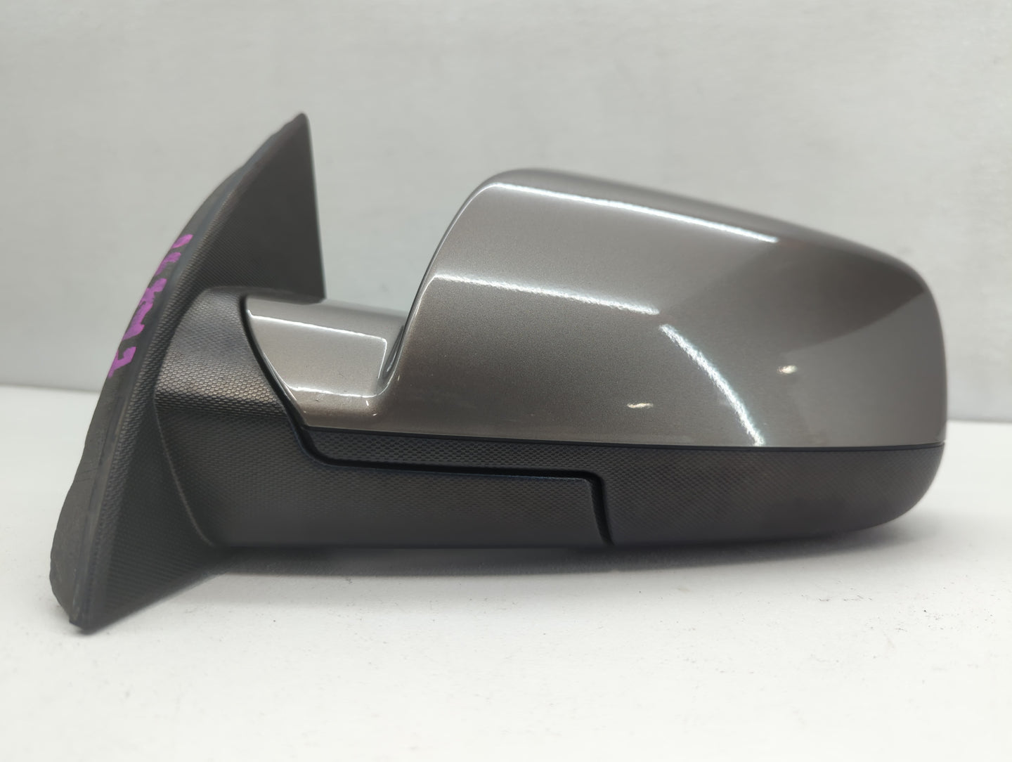 2010-2011 Chevrolet Equinox Driver Side View Mirror - Left Door Mirror OEM Used - Oemusedautoparts1.com