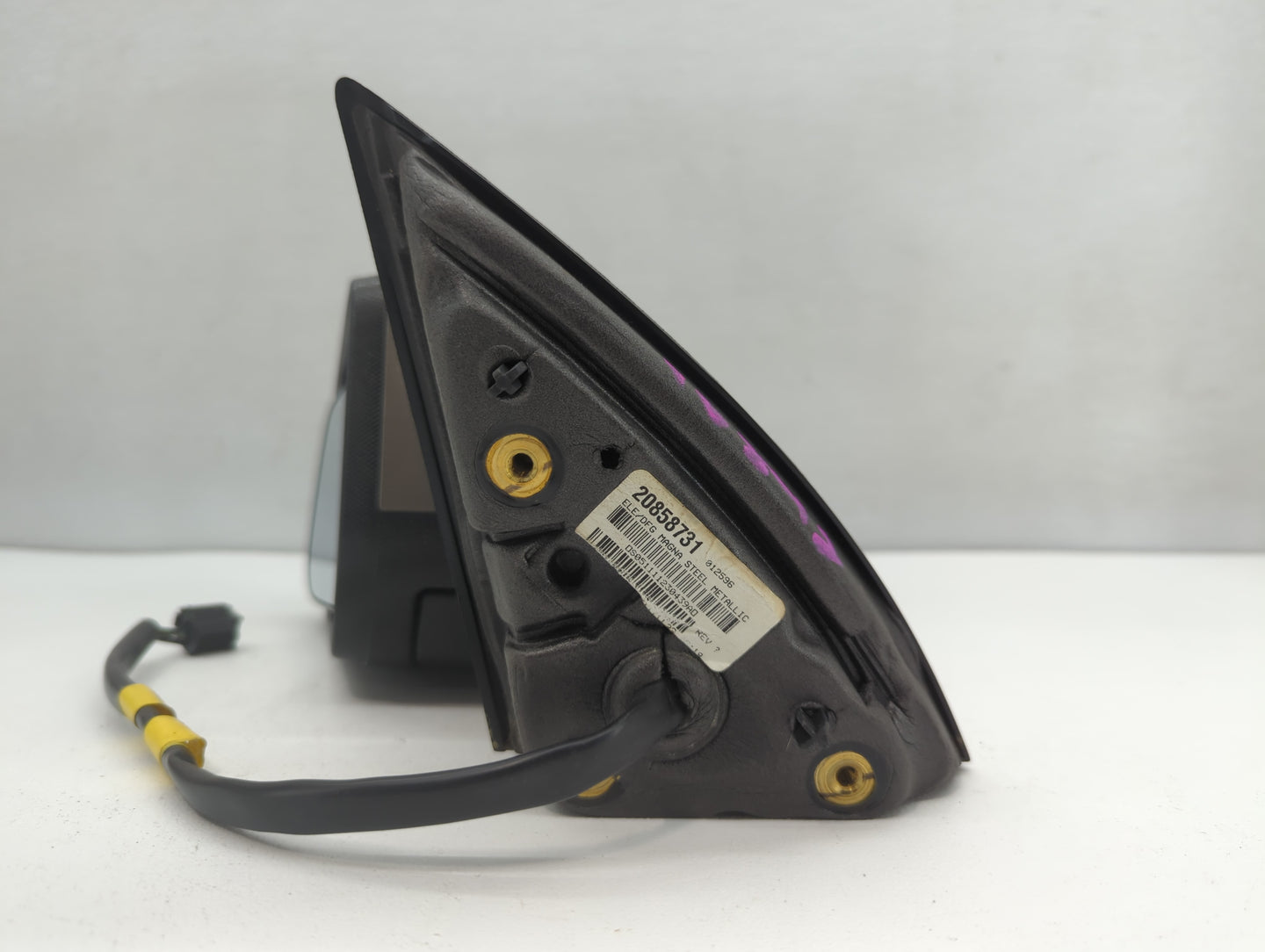 2010-2011 Chevrolet Equinox Driver Side View Mirror - Left Door Mirror OEM Used - Oemusedautoparts1.com