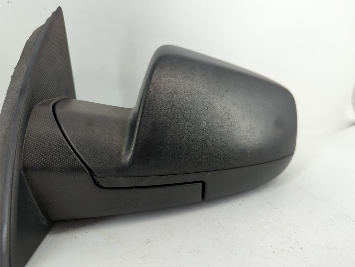 2010-2011 Chevrolet Equinox Driver Side View Mirror - Left Door Mirror OEM Used - Oemusedautoparts1.com