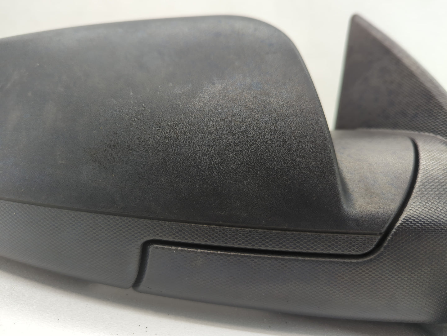 2010-2011 Chevrolet Equinox Passenger Right Side View Manual Door Mirror - Oemusedautoparts1.com