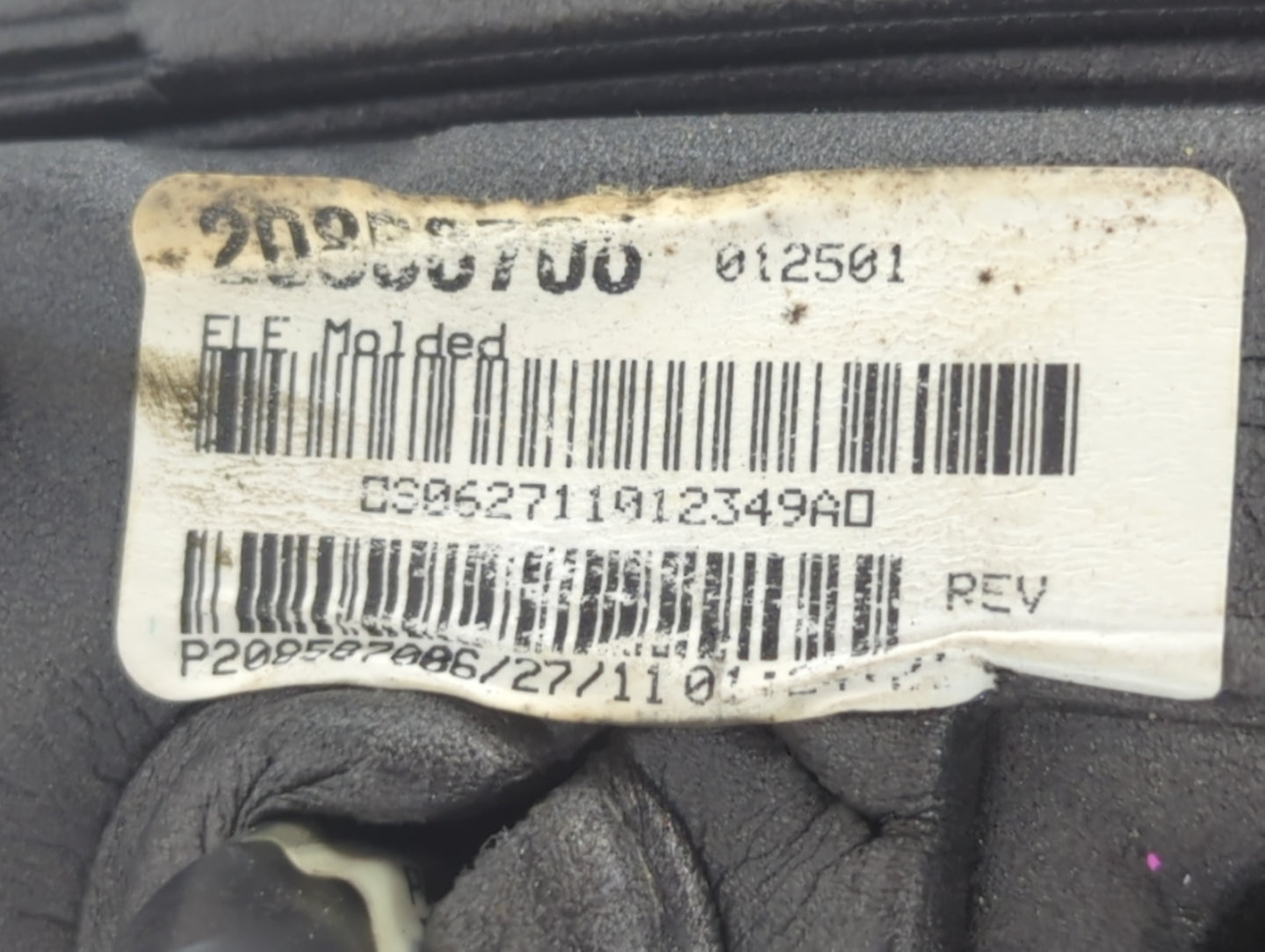 2010-2011 Chevrolet Equinox Passenger Right Side View Manual Door Mirror - Oemusedautoparts1.com