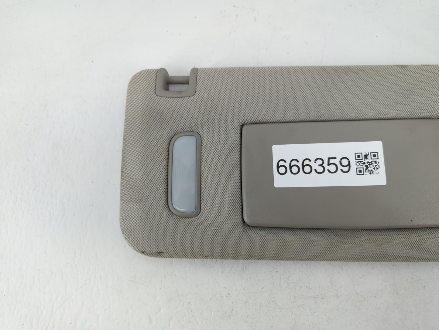 2010-2017 Chevrolet Equinox Sun Visor Shade Replacement Passenger Right Mirror Fits Fits 2010 2011 2012 2013 2014 2015 2016 