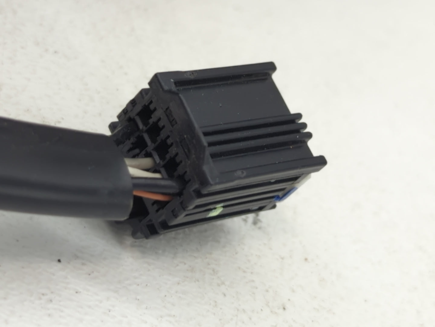 2010-2011 Chevrolet Equinox Passenger Side View Mirror - Right Door Mirror OEM Used - Oemusedautoparts1.com