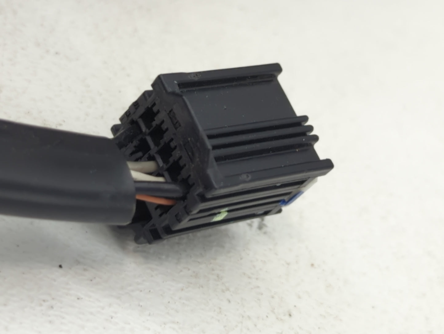2010-2011 Chevrolet Equinox Passenger Side View Mirror - Right Door Mirror OEM Used - Oemusedautoparts1.com