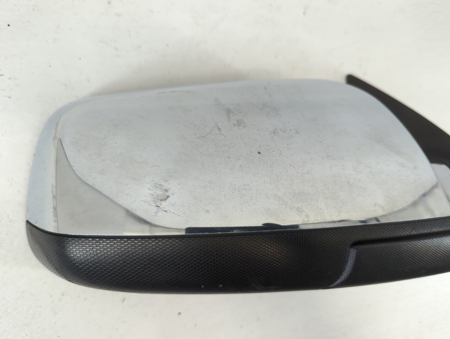 2010-2011 Chevrolet Equinox Passenger Side View Mirror - Right Door Mirror OEM Used - Oemusedautoparts1.com