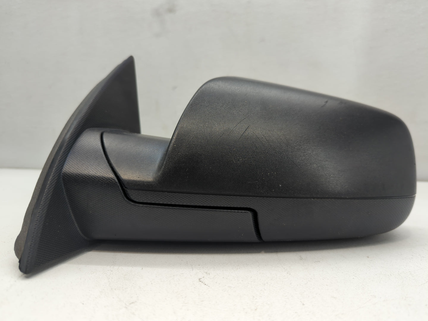 2010-2011 Chevrolet Equinox Driver Side View Mirror - Left Door Mirror OEM Used - Oemusedautoparts1.com