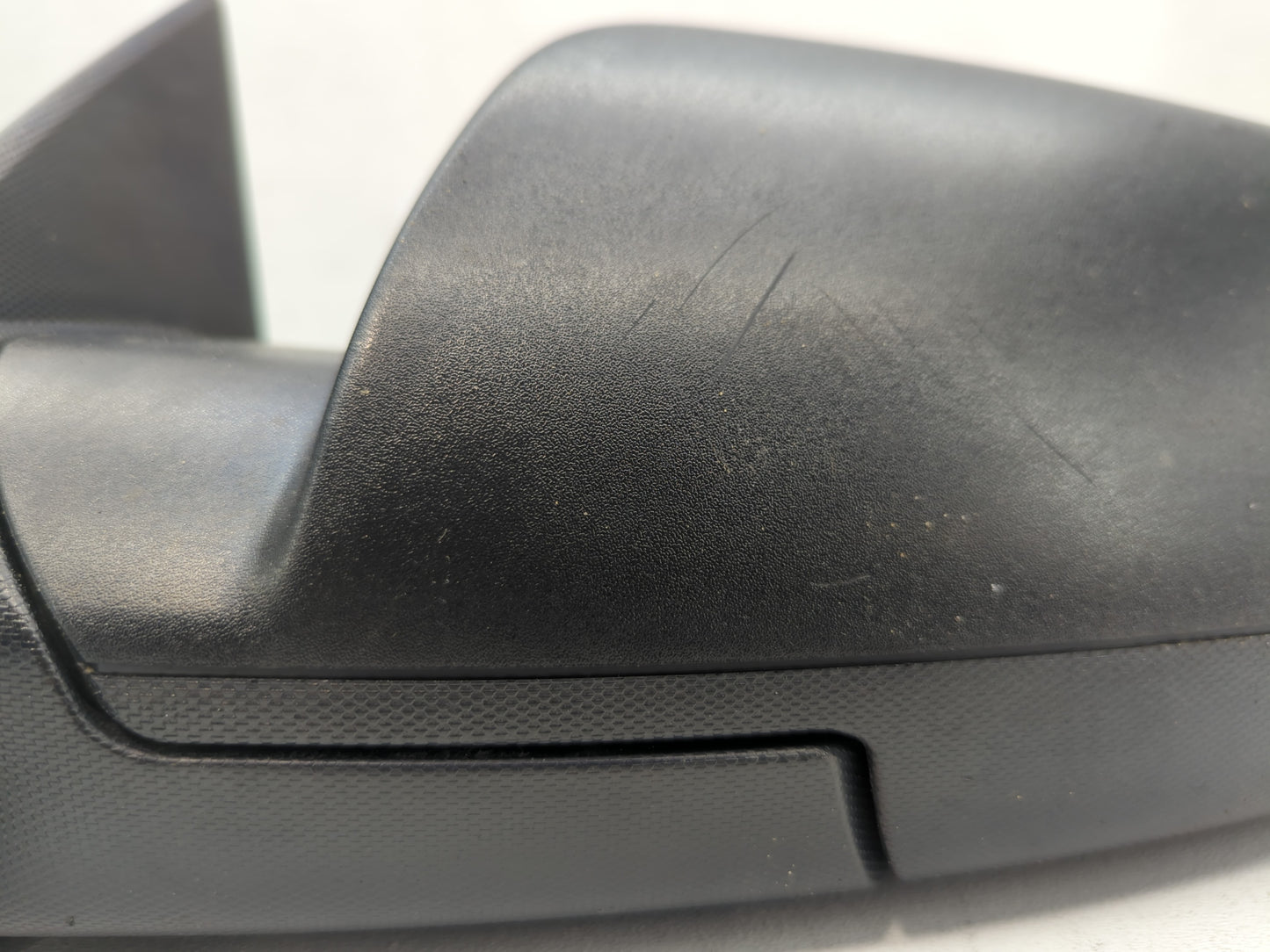 2010-2011 Chevrolet Equinox Driver Side View Mirror - Left Door Mirror OEM Used - Oemusedautoparts1.com