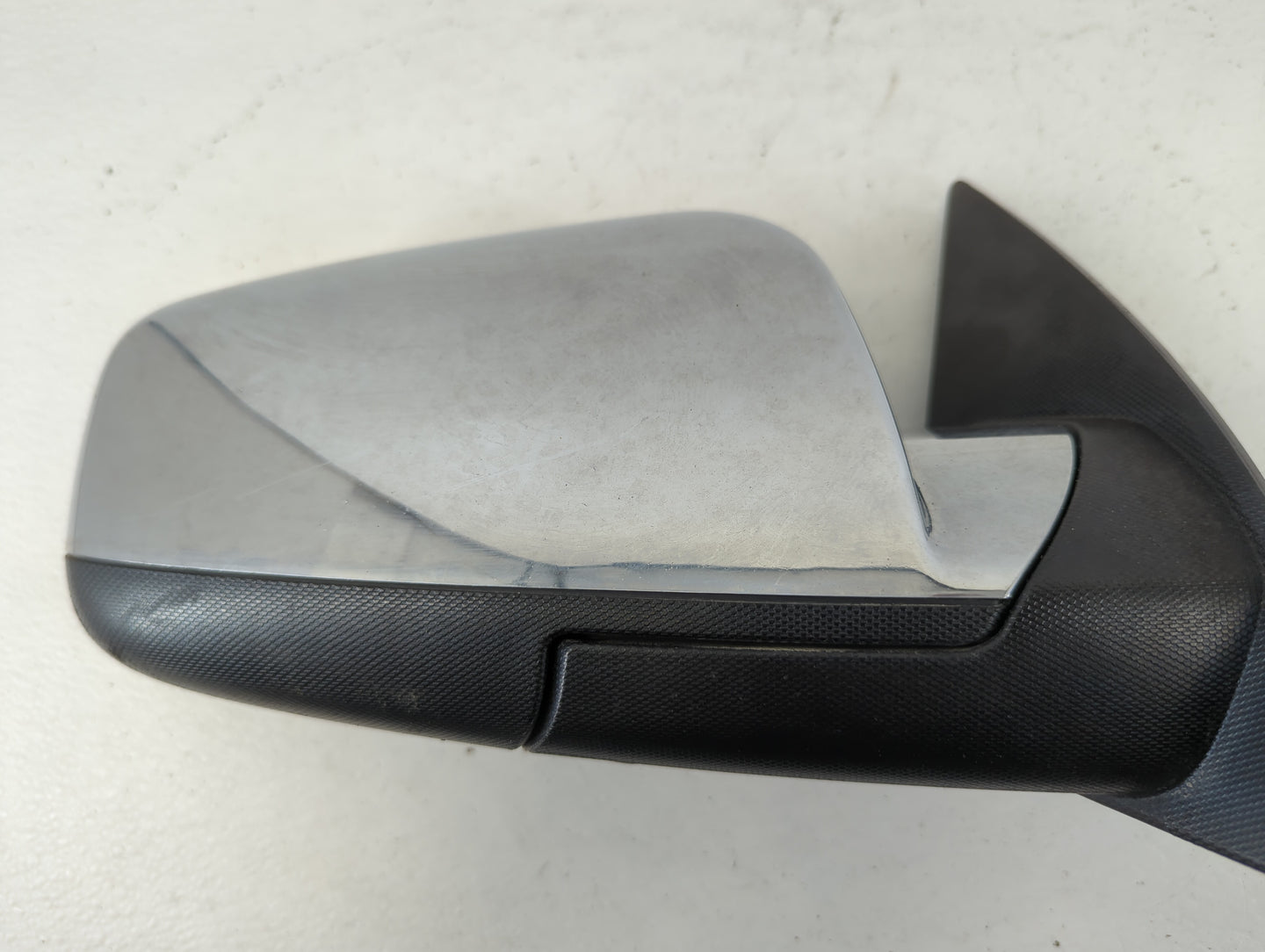 2010-2011 Chevrolet Equinox Passenger Side View Mirror - Right Door Mirror OEM Used - Oemusedautoparts1.com