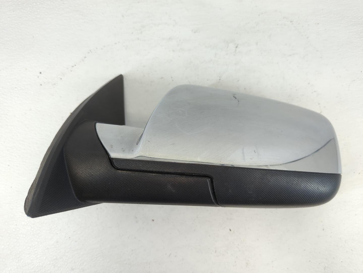 2010-2011 Chevrolet Equinox Driver Side View Mirror - Left Door Mirror OEM Used - Oemusedautoparts1.com