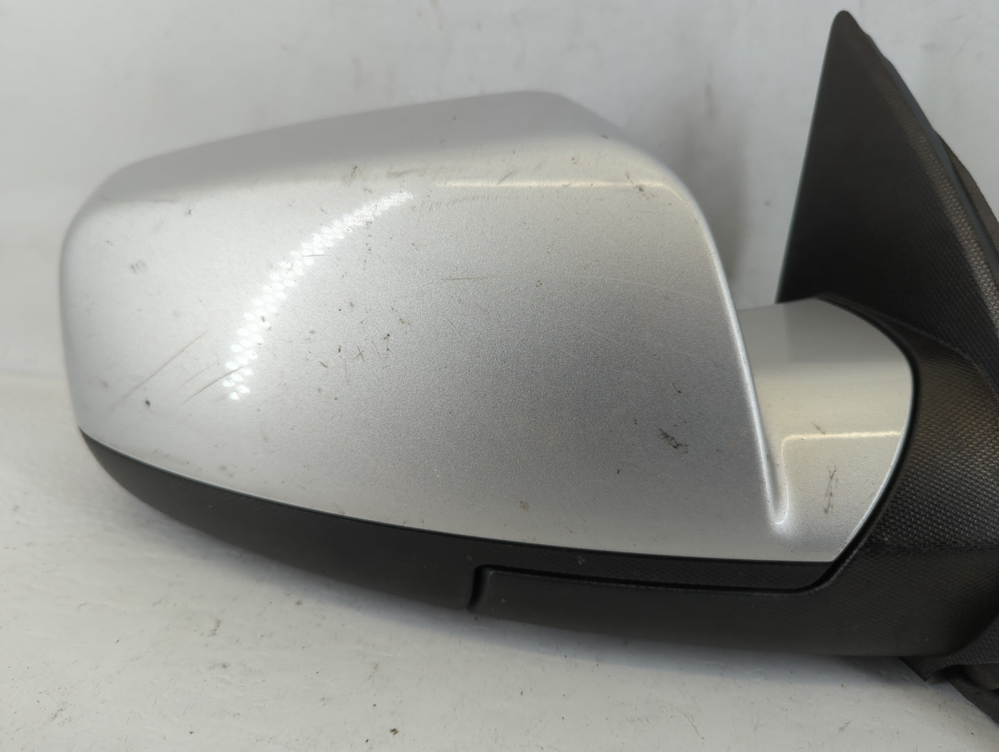 2010-2011 Chevrolet Equinox Passenger Side View Mirror - Right Door Mirror OEM Used - Oemusedautoparts1.com