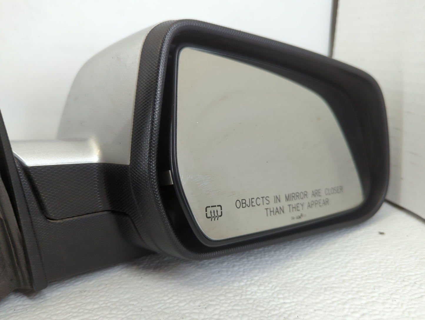 2010-2011 Chevrolet Equinox Passenger Side View Mirror - Right Door Mirror OEM Used - Oemusedautoparts1.com