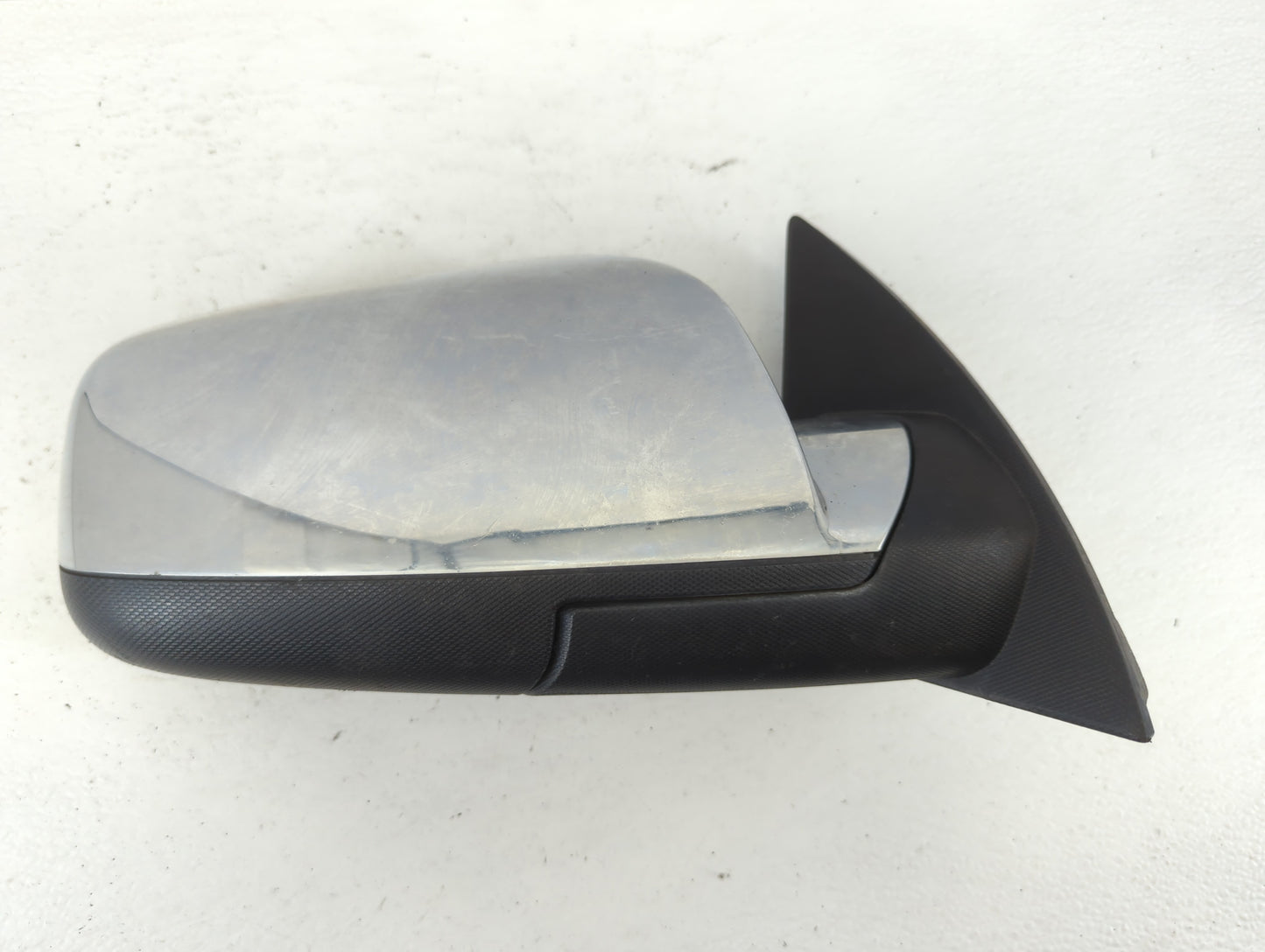 2010-2011 Chevrolet Equinox Passenger Side View Mirror - Right Door Mirror OEM Used - Oemusedautoparts1.com