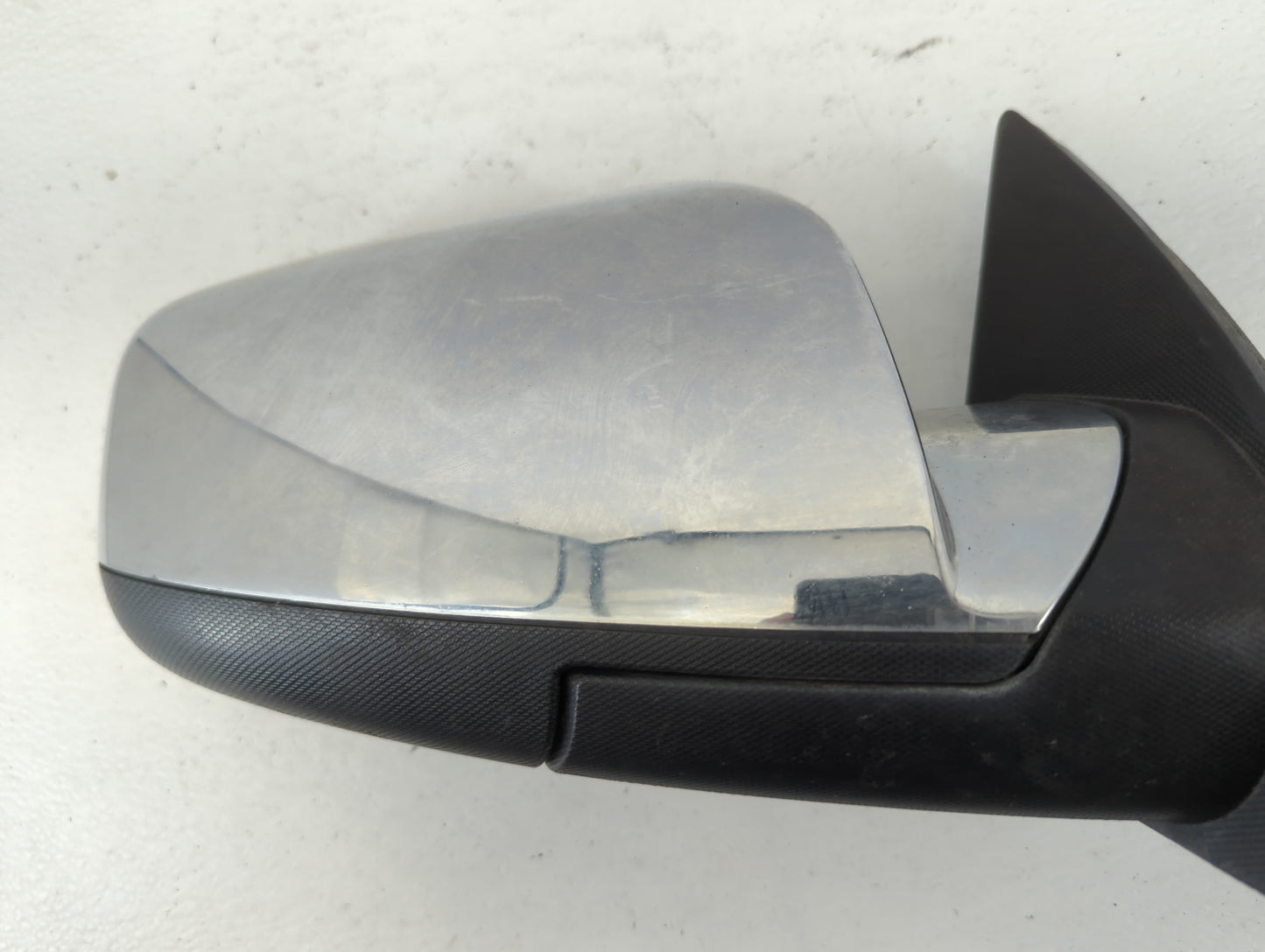 2010-2011 Chevrolet Equinox Passenger Side View Mirror - Right Door Mirror OEM Used - Oemusedautoparts1.com