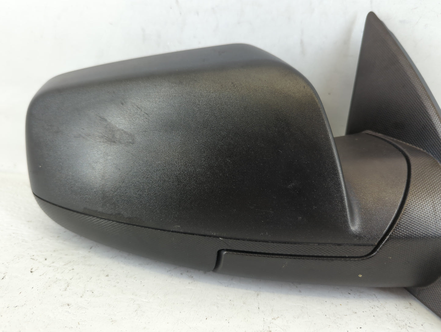 2010-2011 Chevrolet Equinox Passenger Side View Mirror - Right Door Mirror OEM Used - Oemusedautoparts1.com