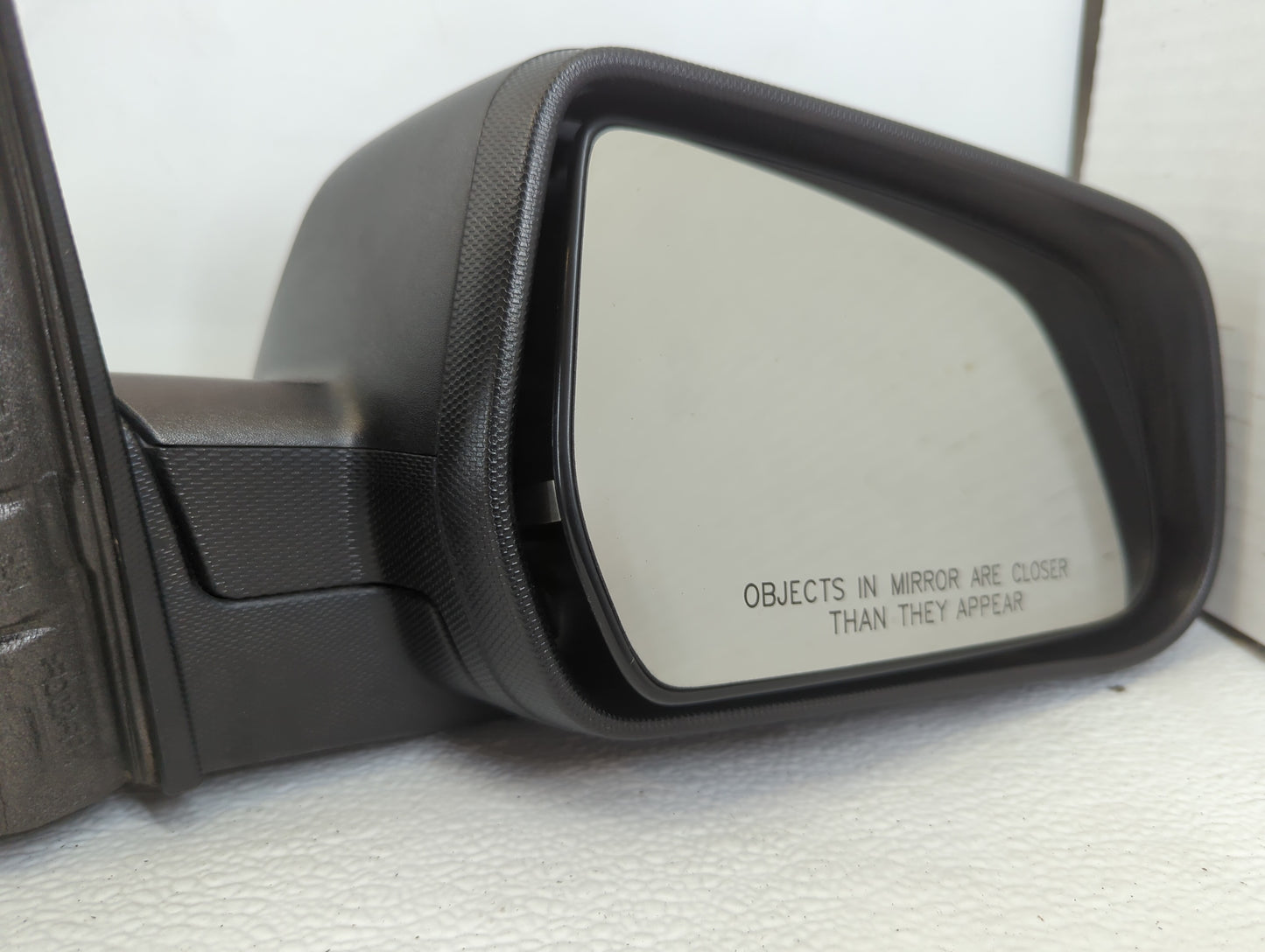 2010-2011 Chevrolet Equinox Passenger Side View Mirror - Right Door Mirror OEM Used - Oemusedautoparts1.com