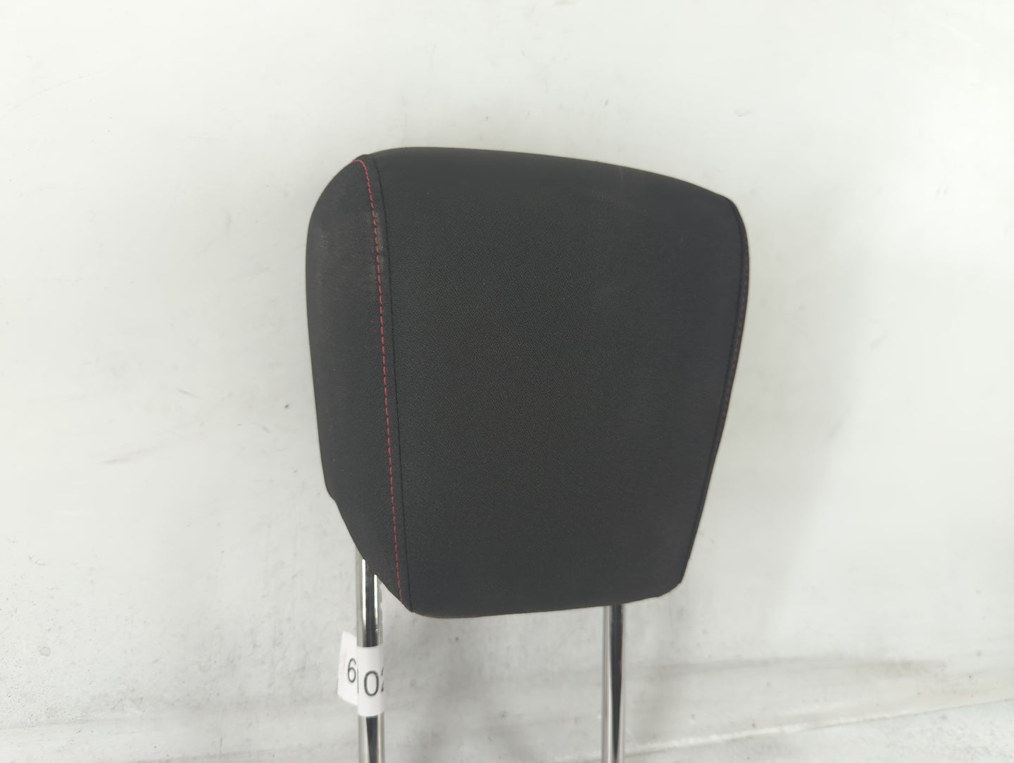 2010-2011 Chevrolet Equinox Headrest Head Rest Front Driver Passenger Seat Fits Fits 2010 2011 OEM Used Auto Parts - Oemused