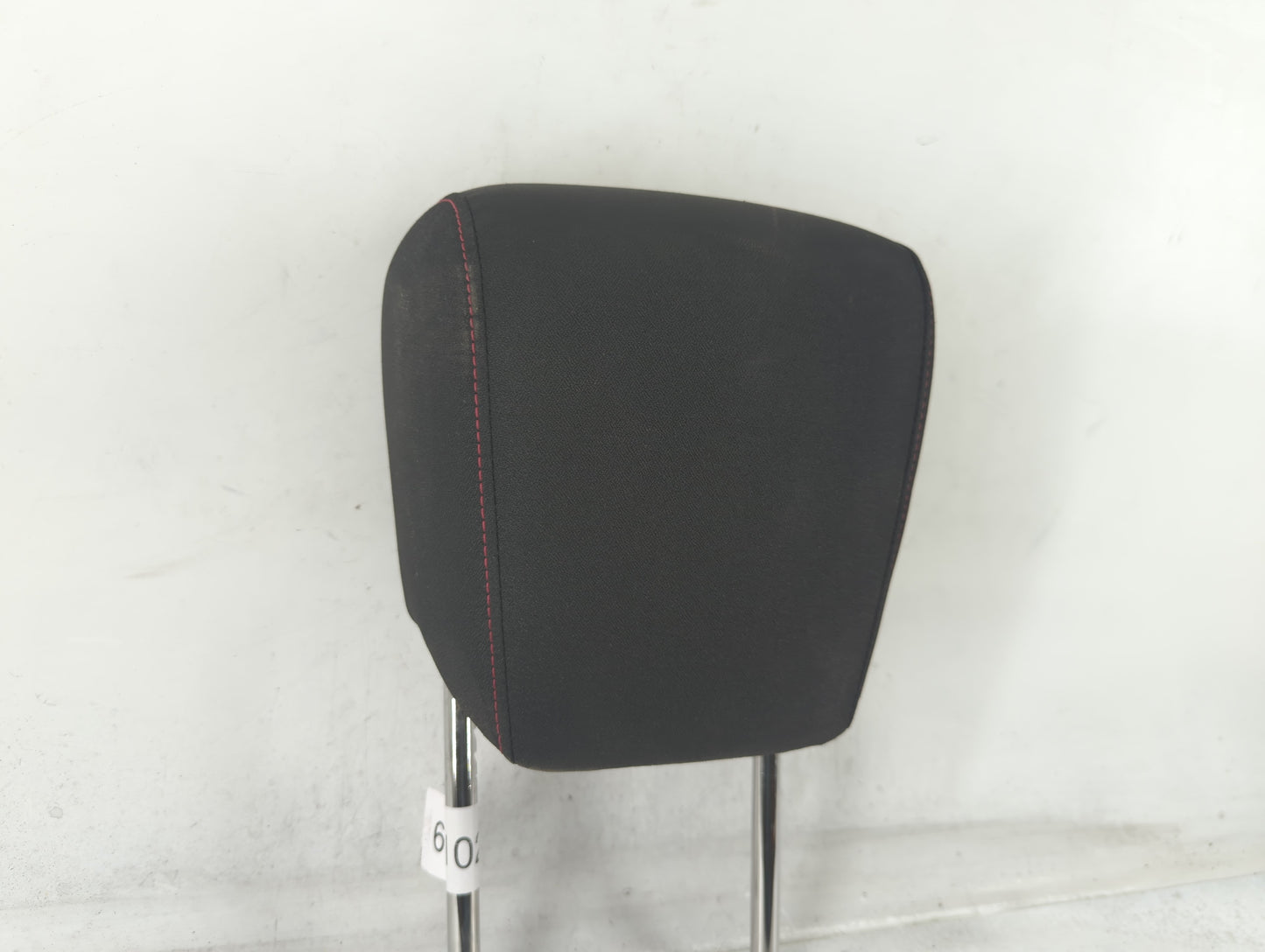 2010-2011 Chevrolet Equinox Headrest Head Rest Front Driver Passenger Seat Fits Fits 2010 2011 OEM Used Auto Parts - Oemused