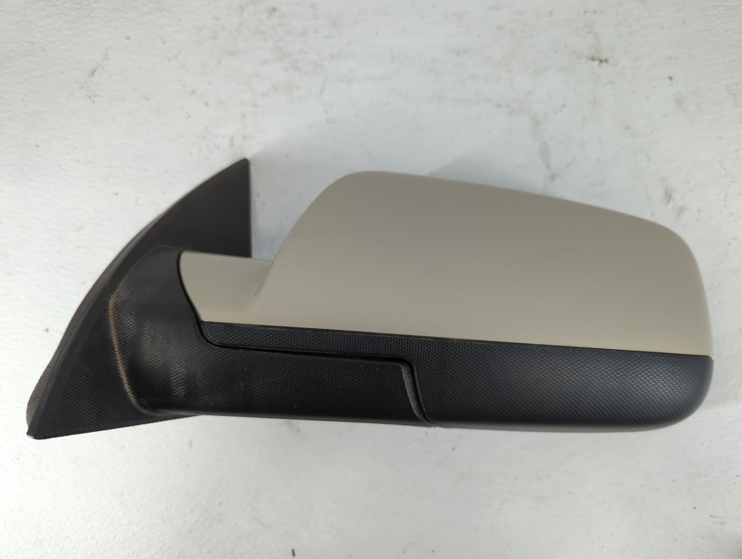 2010-2011 Chevrolet Equinox Driver Side View Mirror - Left Door Mirror OEM Used - Oemusedautoparts1.com