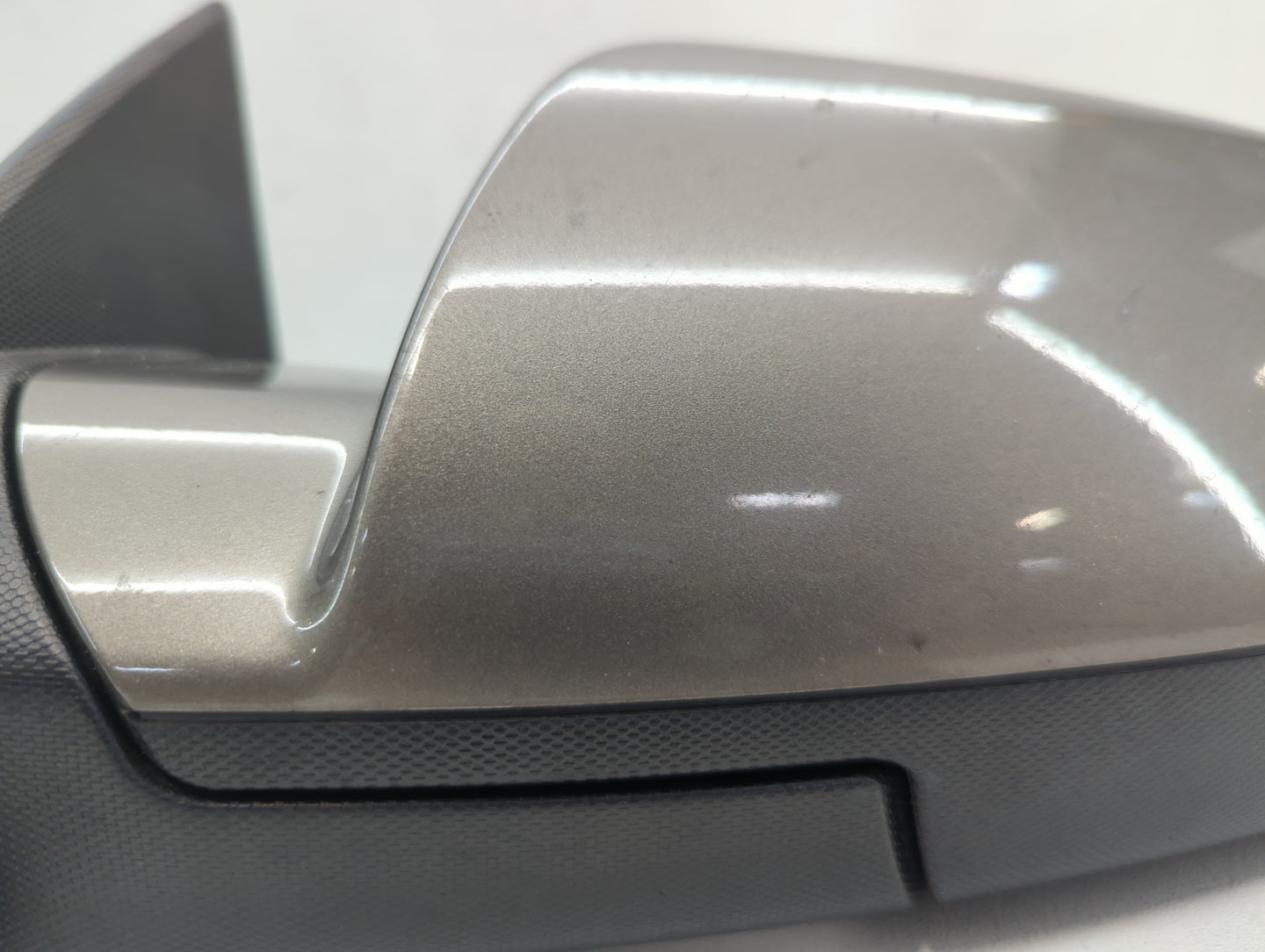 2010-2011 Chevrolet Equinox Driver Side View Mirror - Left Door Mirror OEM Used - Oemusedautoparts1.com
