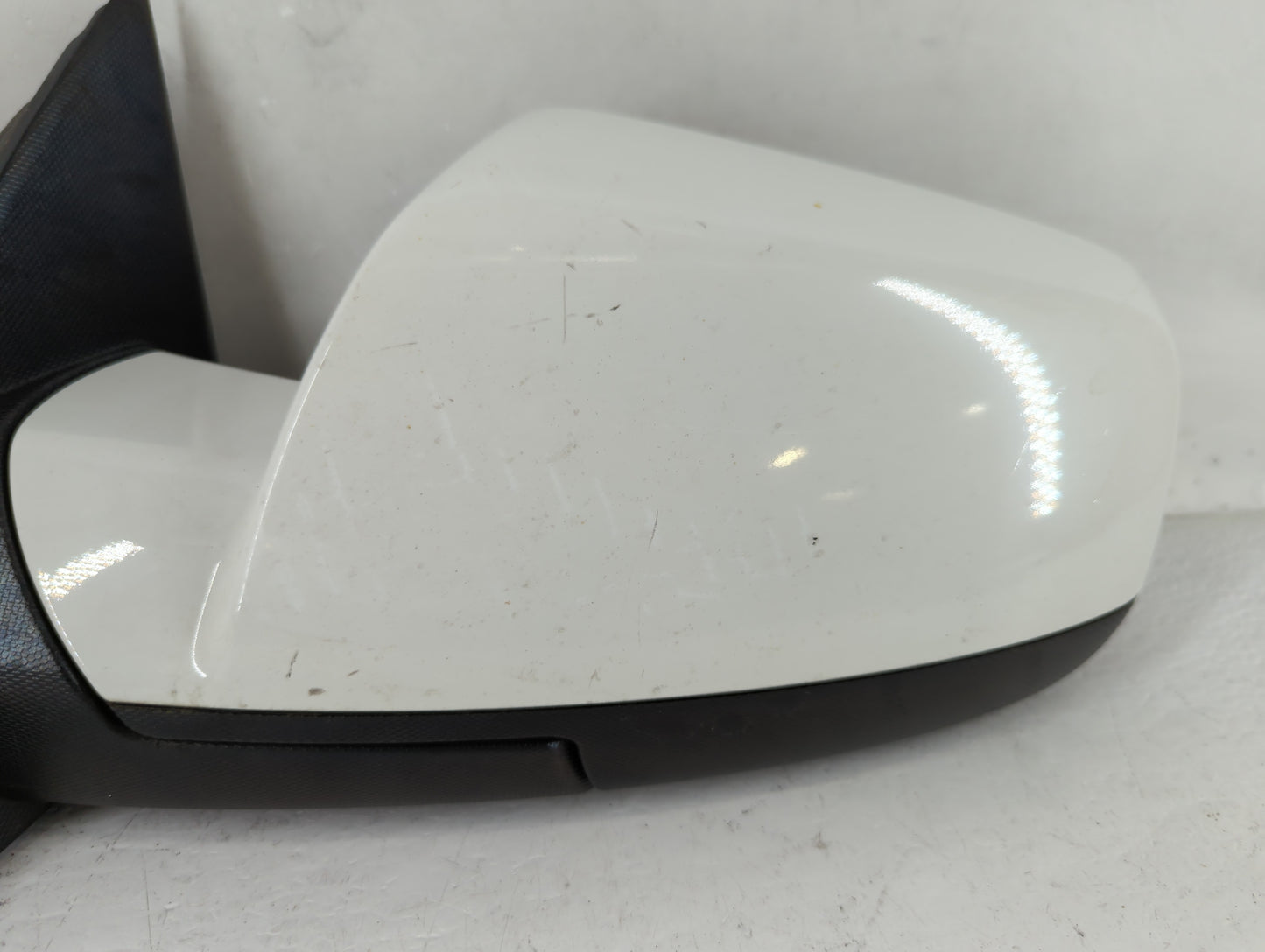 2010-2011 Chevrolet Equinox Driver Side View Mirror - Left Door Mirror OEM Used - Oemusedautoparts1.com