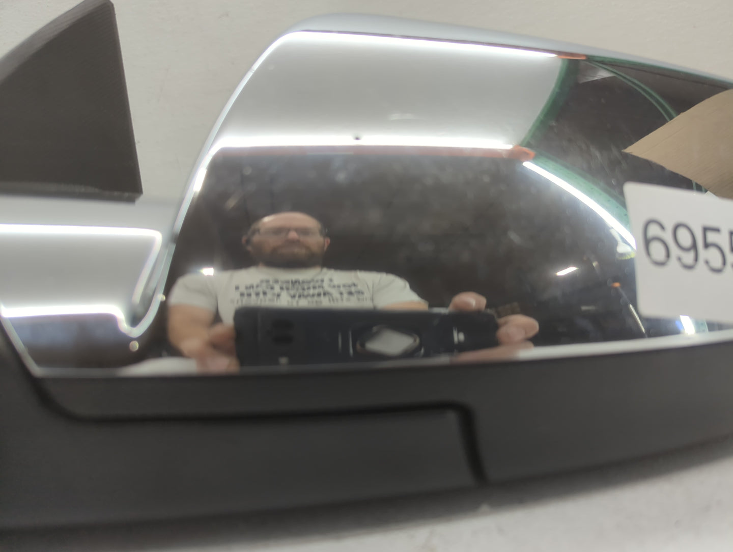 2010-2011 Chevrolet Equinox Driver Side View Mirror - Left Door Mirror OEM Used - Oemusedautoparts1.com