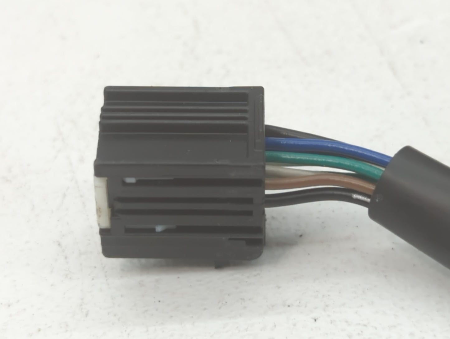 2010-2011 Chevrolet Equinox Driver Side View Mirror - Left Door Mirror OEM Used - Oemusedautoparts1.com