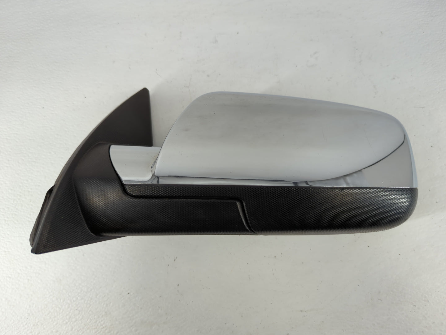 2011-2013 Chevrolet Equinox Driver Side View Mirror - Left Door Mirror OEM Used - Oemusedautoparts1.com