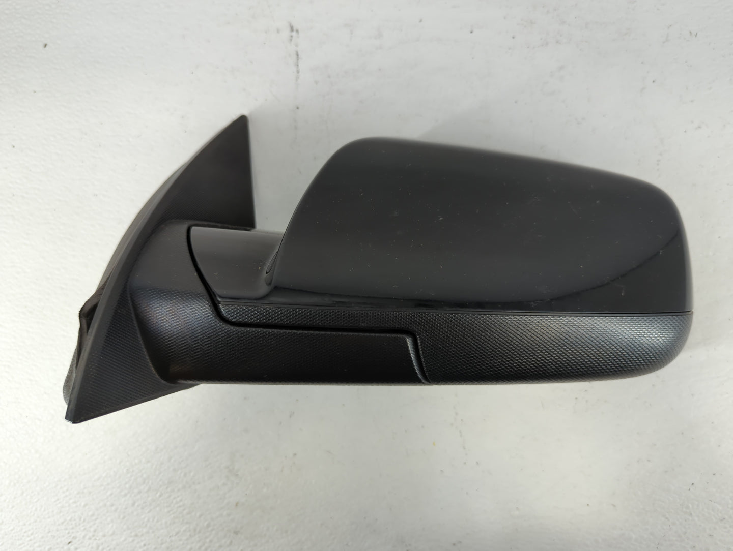 2010-2011 Chevrolet Equinox Driver Side View Mirror - Left Door Mirror OEM Used - Oemusedautoparts1.com