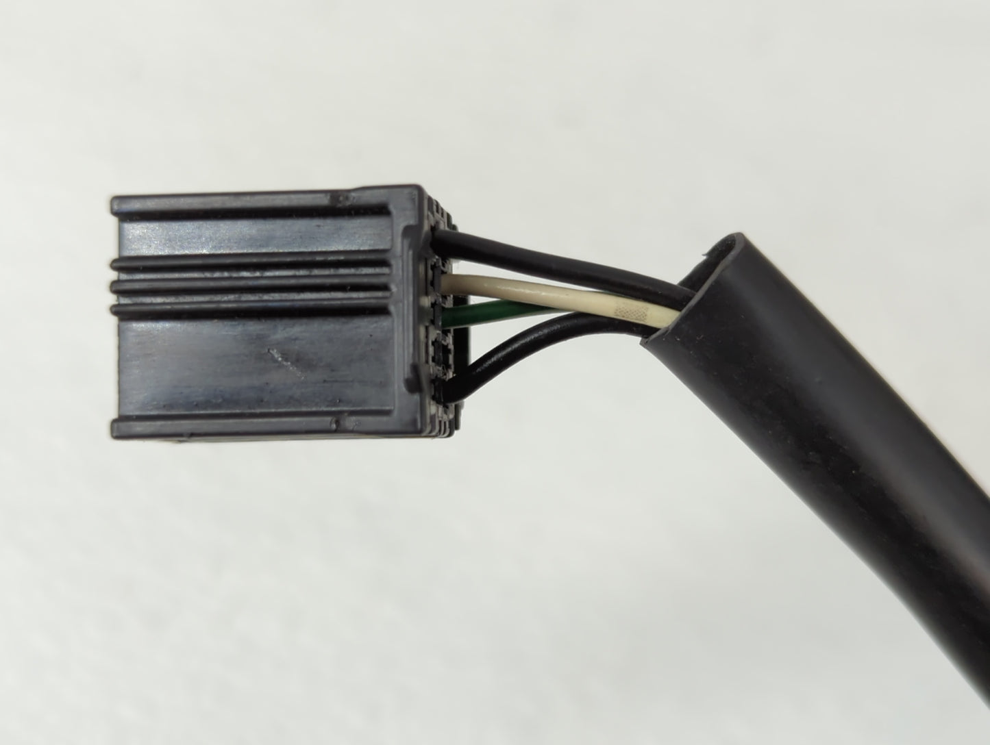 2010-2011 Chevrolet Equinox Driver Side View Mirror - Left Door Mirror OEM Used - Oemusedautoparts1.com