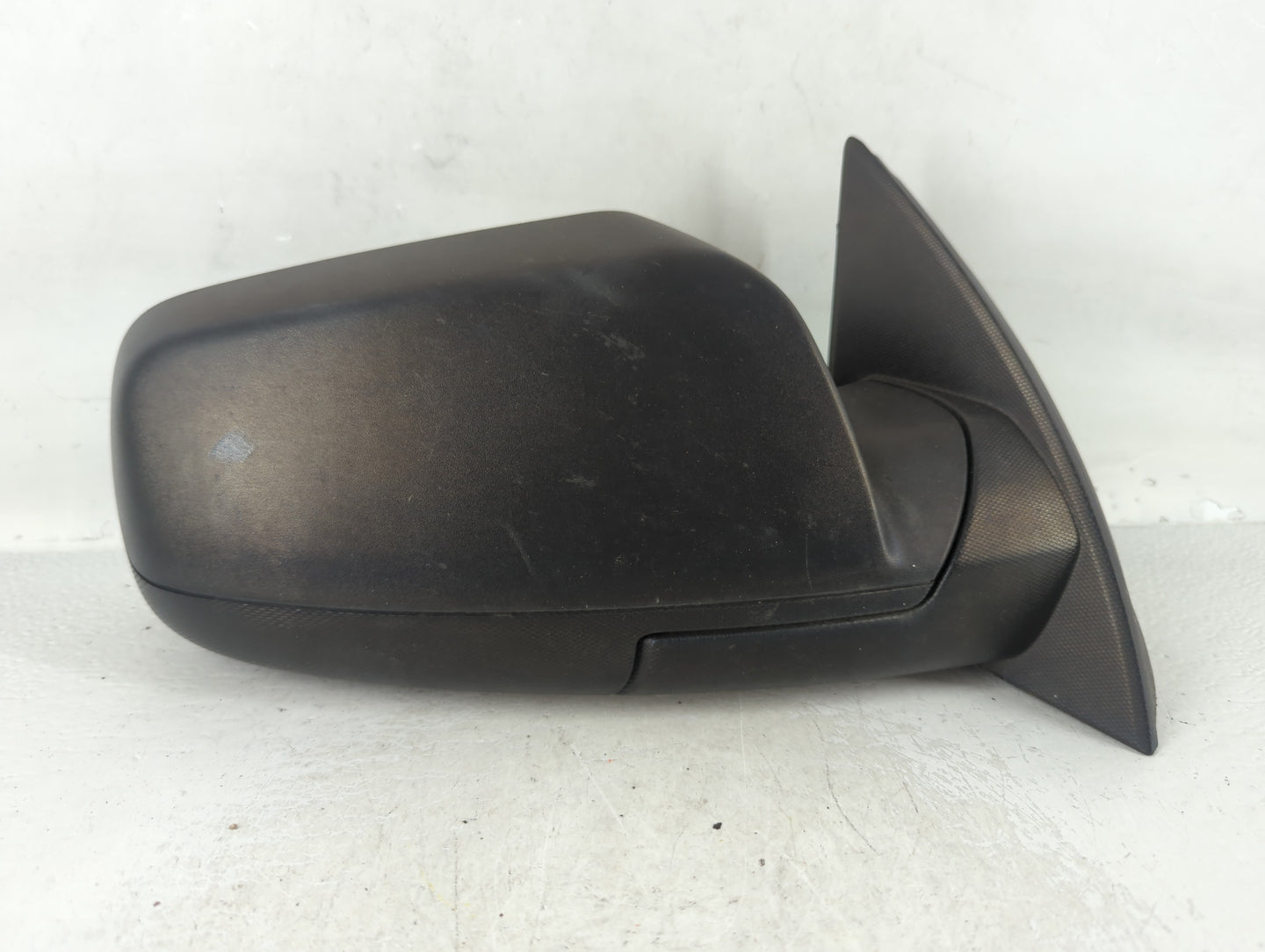 2010-2011 Chevrolet Equinox Passenger Side View Mirror - Right Door Mirror OEM Used - Oemusedautoparts1.com