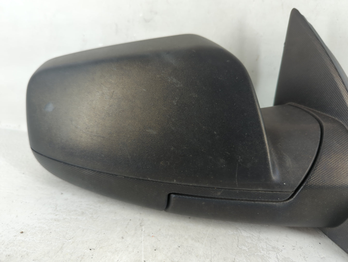 2010-2011 Chevrolet Equinox Passenger Side View Mirror - Right Door Mirror OEM Used - Oemusedautoparts1.com