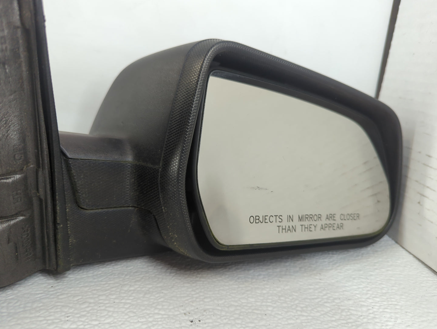 2010-2011 Chevrolet Equinox Passenger Side View Mirror - Right Door Mirror OEM Used - Oemusedautoparts1.com