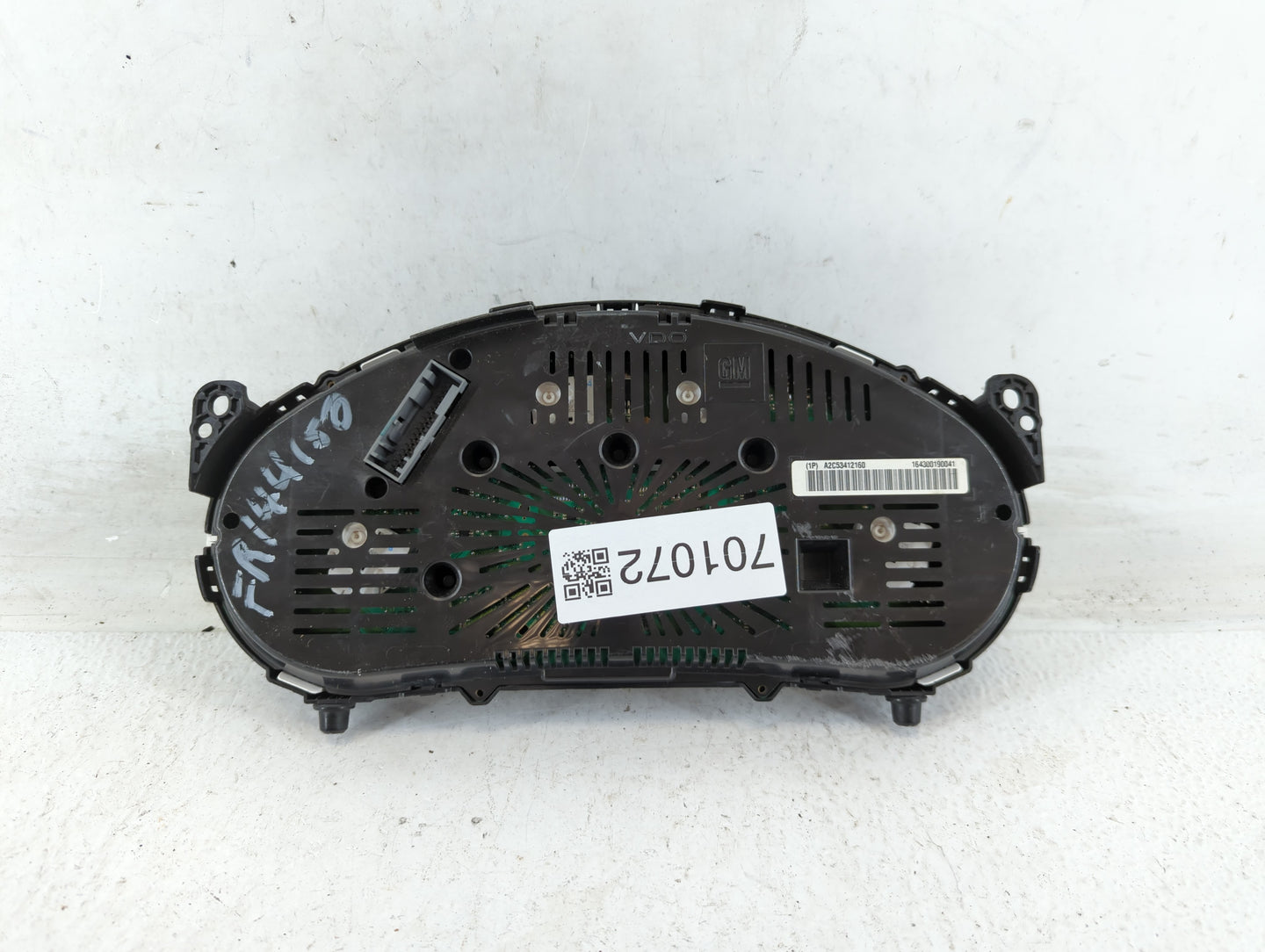 2011 Chevrolet Equinox Instrument Cluster Speedometer Gauges P/N:20978074 Fits OEM Used Auto Parts - Oemusedautoparts1.com