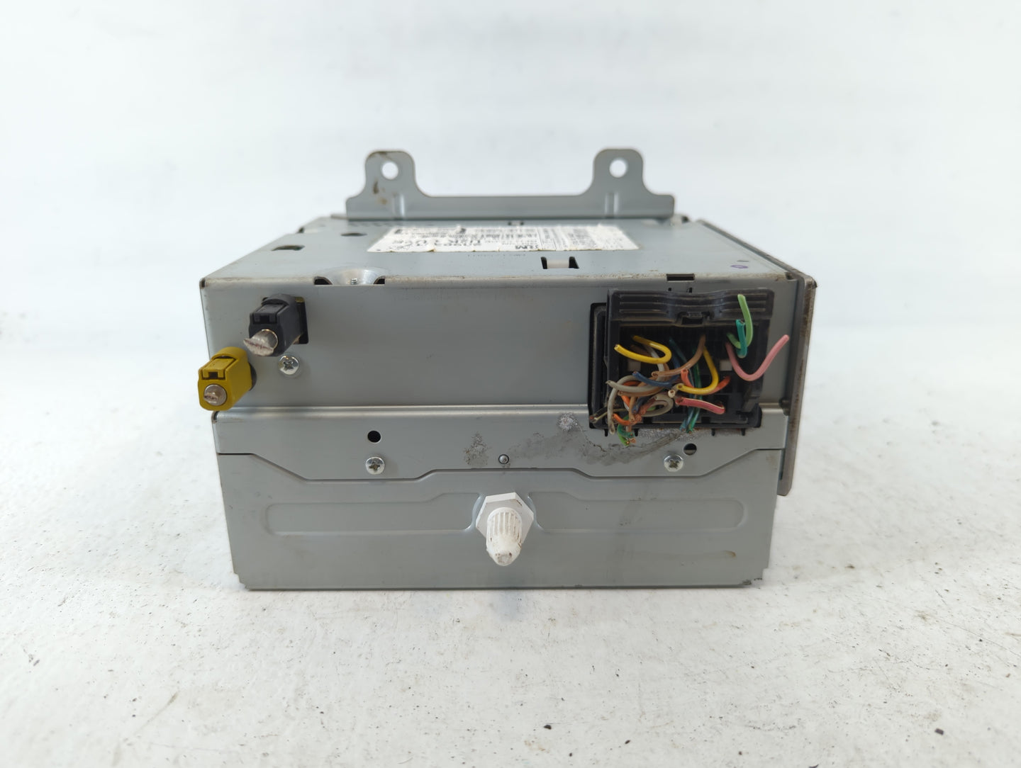 2011-2012 Chevrolet Equinox Am Fm Cd Player Radio Receiver - Oemusedautoparts1.com