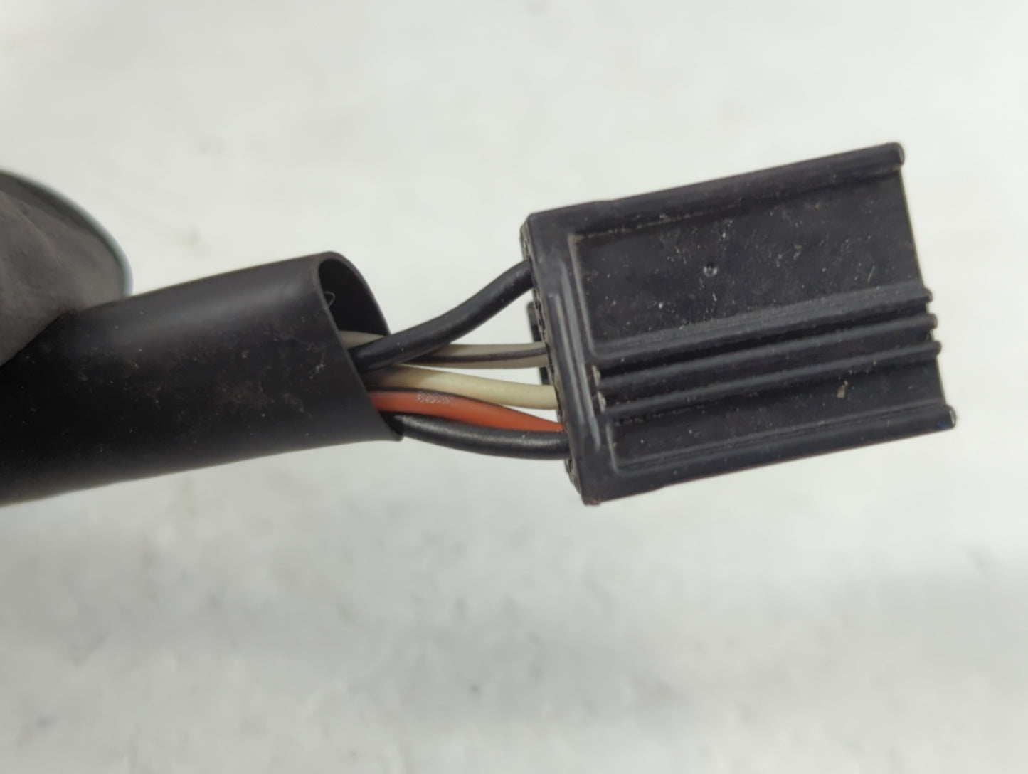 2010-2011 Chevrolet Equinox Passenger Side View Mirror - Right Door Mirror OEM Used - Oemusedautoparts1.com