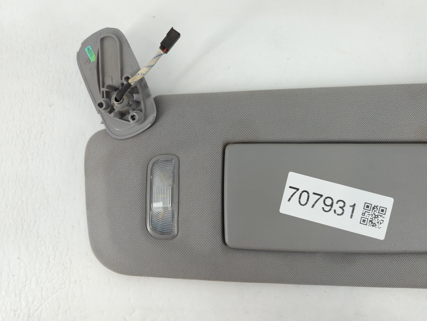 2010-2017 Chevrolet Equinox Sun Visor Shade Replacement Driver Left Mirror Fits Fits 2010 2011 2012 2013 2014 2015 2016 2017