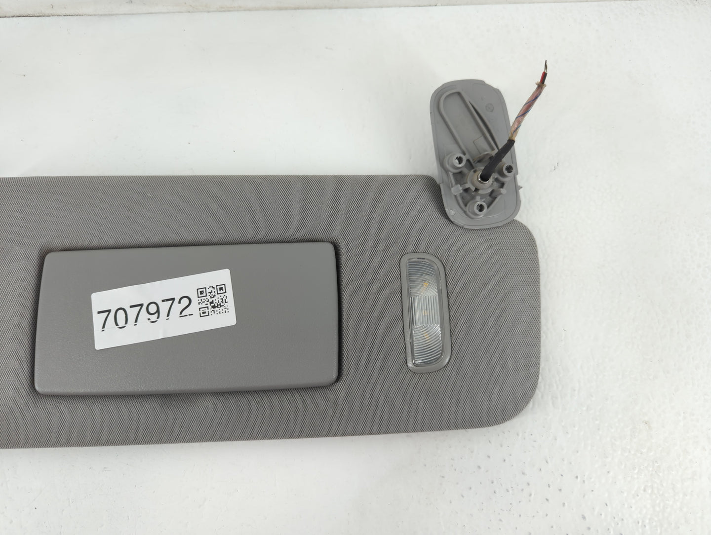 2010-2017 Chevrolet Equinox Sun Visor Shade Replacement Passenger Right Mirror Fits Fits 2010 2011 2012 2013 2014 2015 2016 