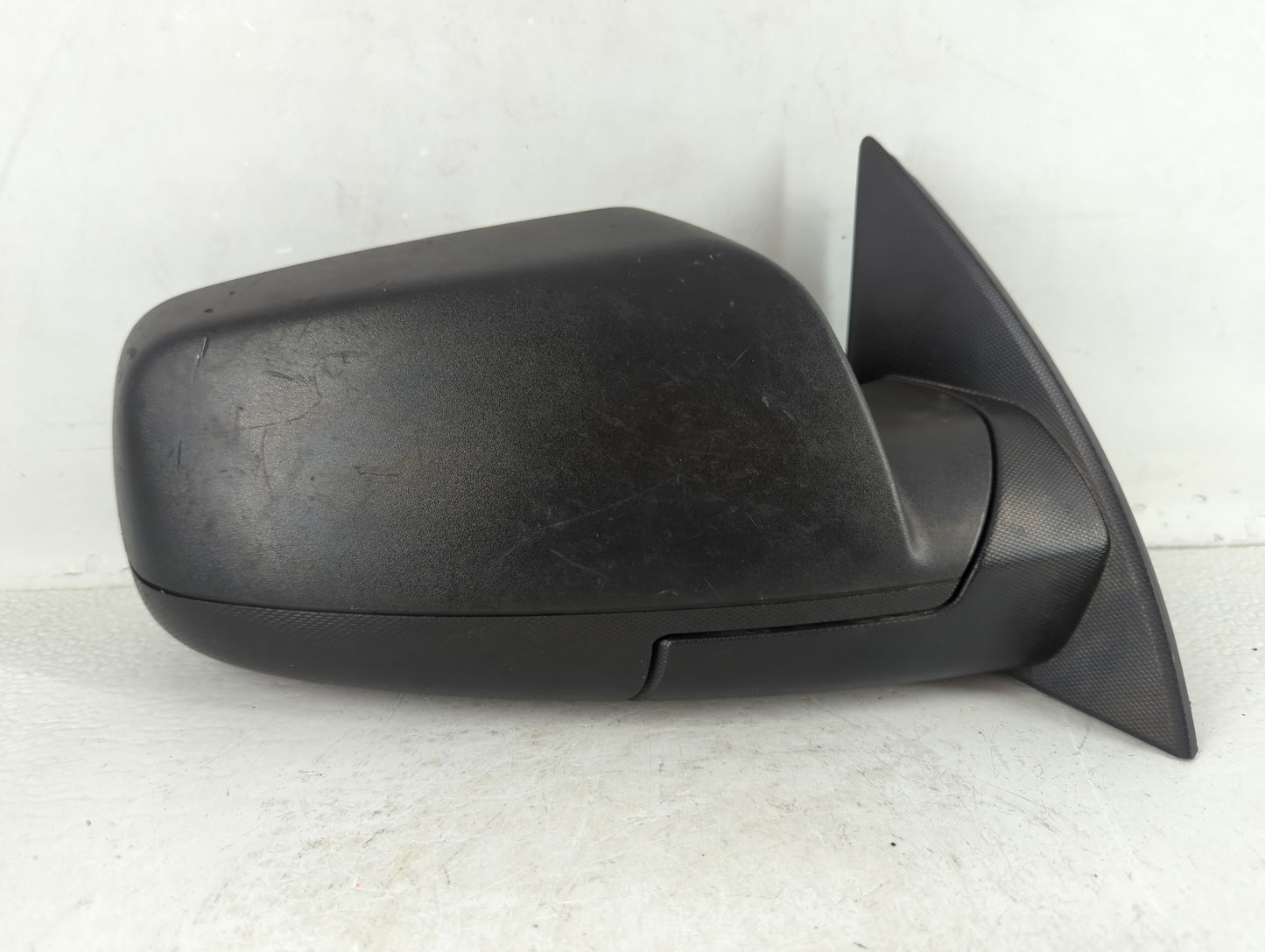2010-2011 Chevrolet Equinox Passenger Side View Mirror - Right Door Mirror OEM Used - Oemusedautoparts1.com