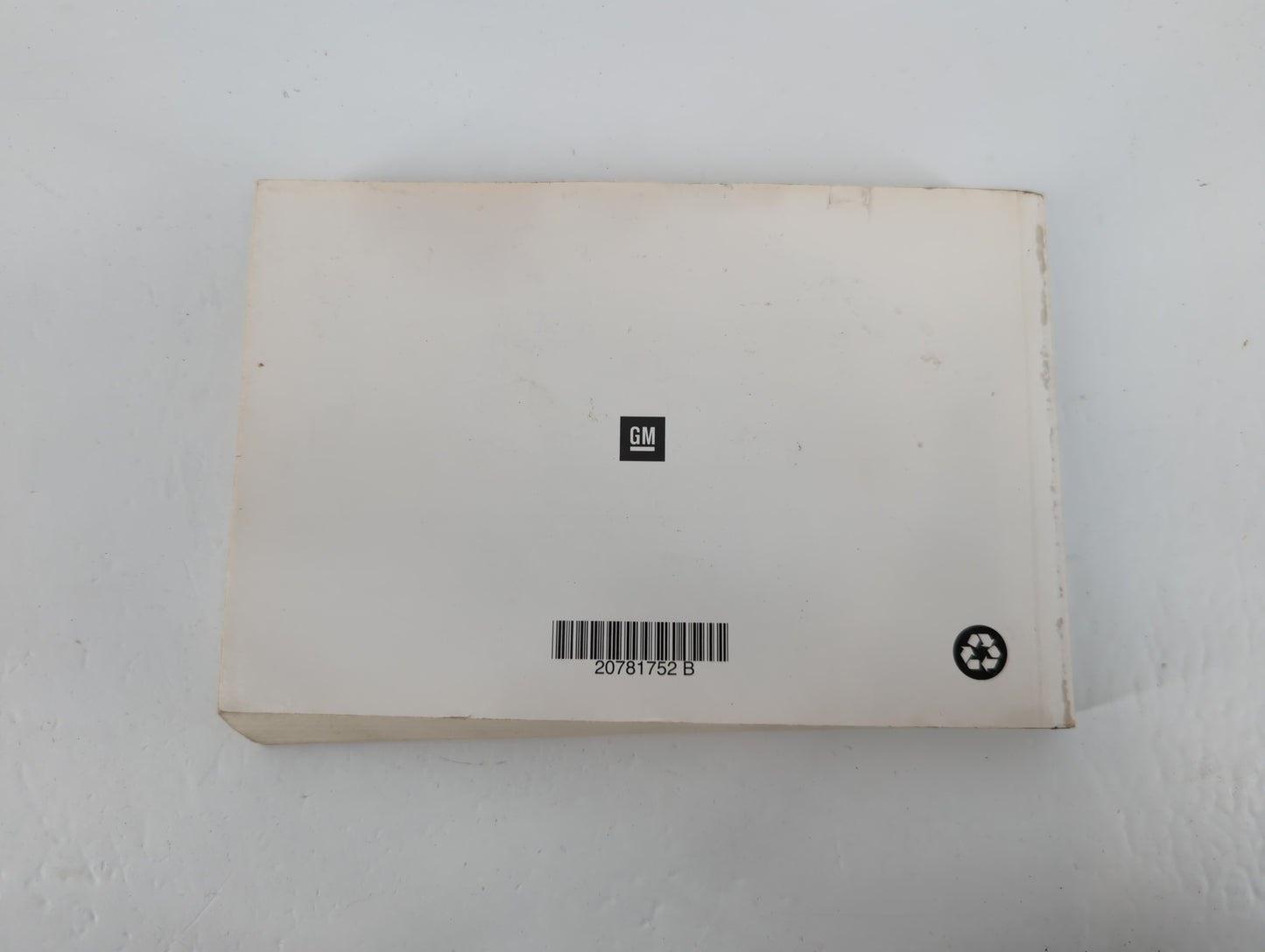 2011 Chevrolet Equinox Owners Manual Book Guide P/N:20781752 B OEM Used Auto Parts - Oemusedautoparts1.com