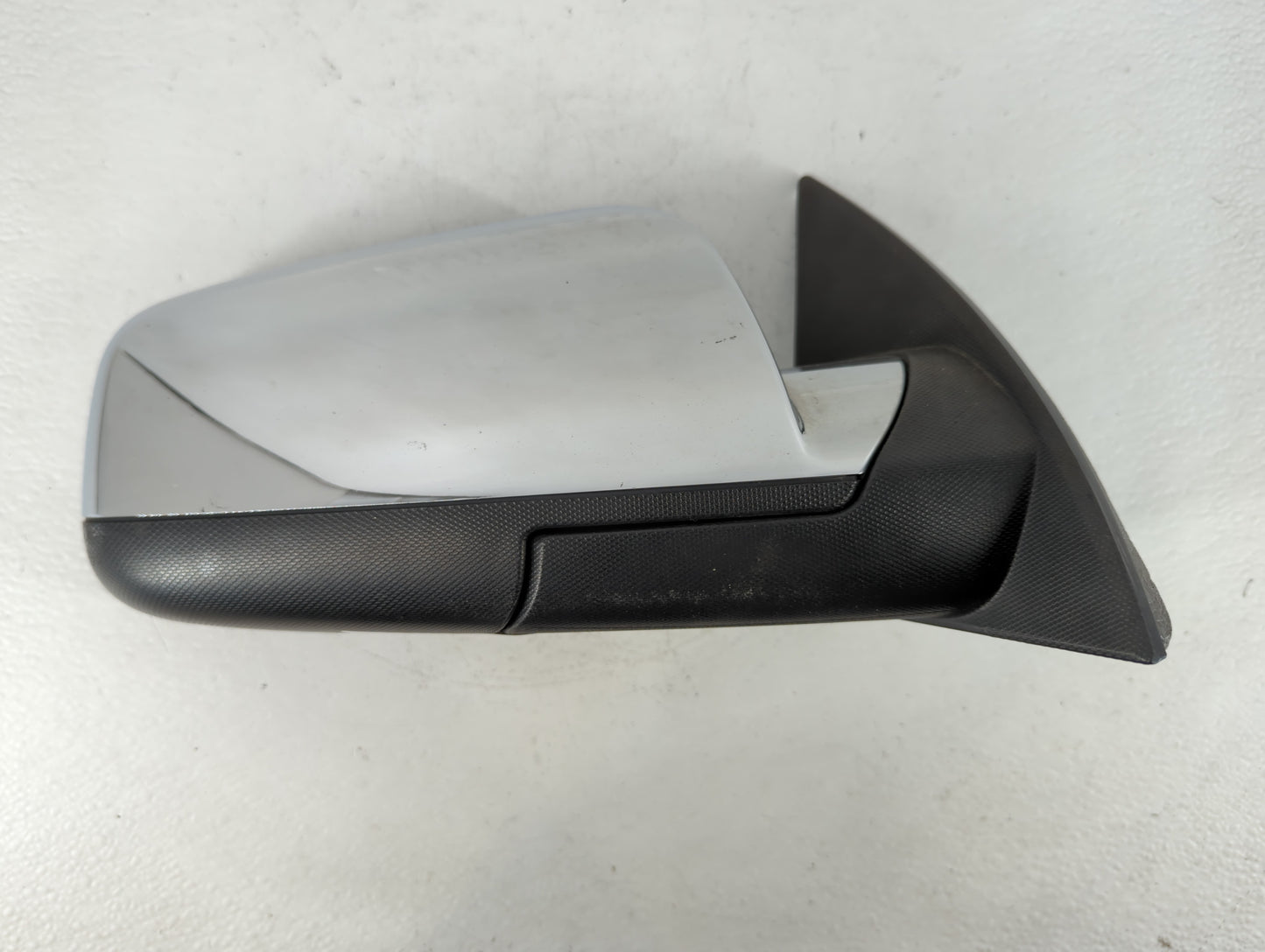 2010-2011 Chevrolet Equinox Passenger Side View Mirror - Right Door Mirror OEM Used - Oemusedautoparts1.com