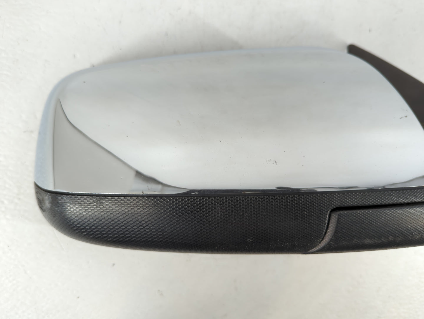2010-2011 Chevrolet Equinox Passenger Side View Mirror - Right Door Mirror OEM Used - Oemusedautoparts1.com