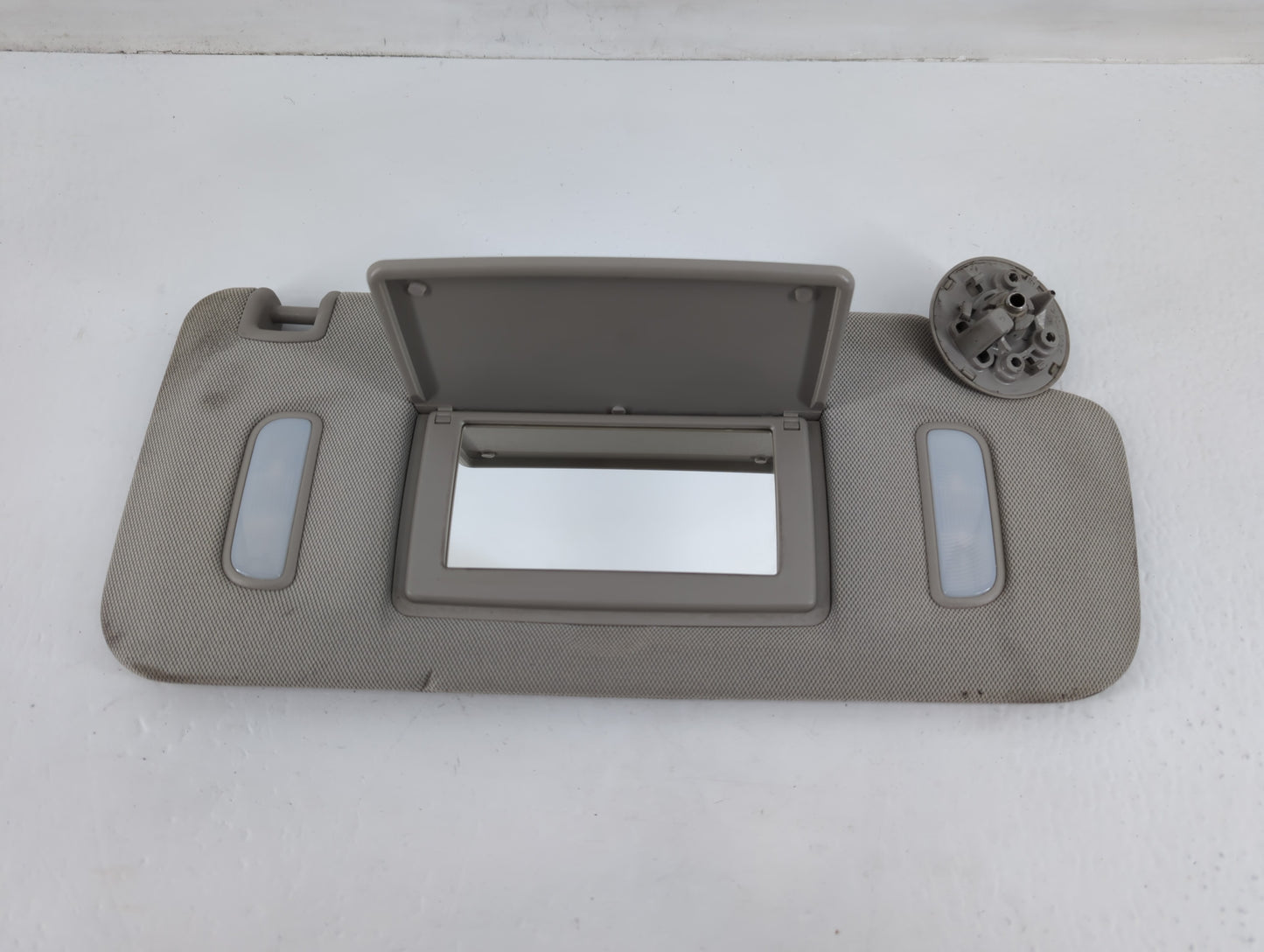 2010-2017 Chevrolet Equinox Sun Visor Shade Replacement Passenger Right Mirror Fits Fits 2010 2011 2012 2013 2014 2015 2016 