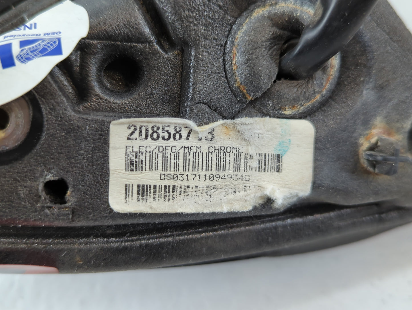 2010-2011 Chevrolet Equinox Passenger Side View Mirror - Right Door Mirror OEM Used - Oemusedautoparts1.com