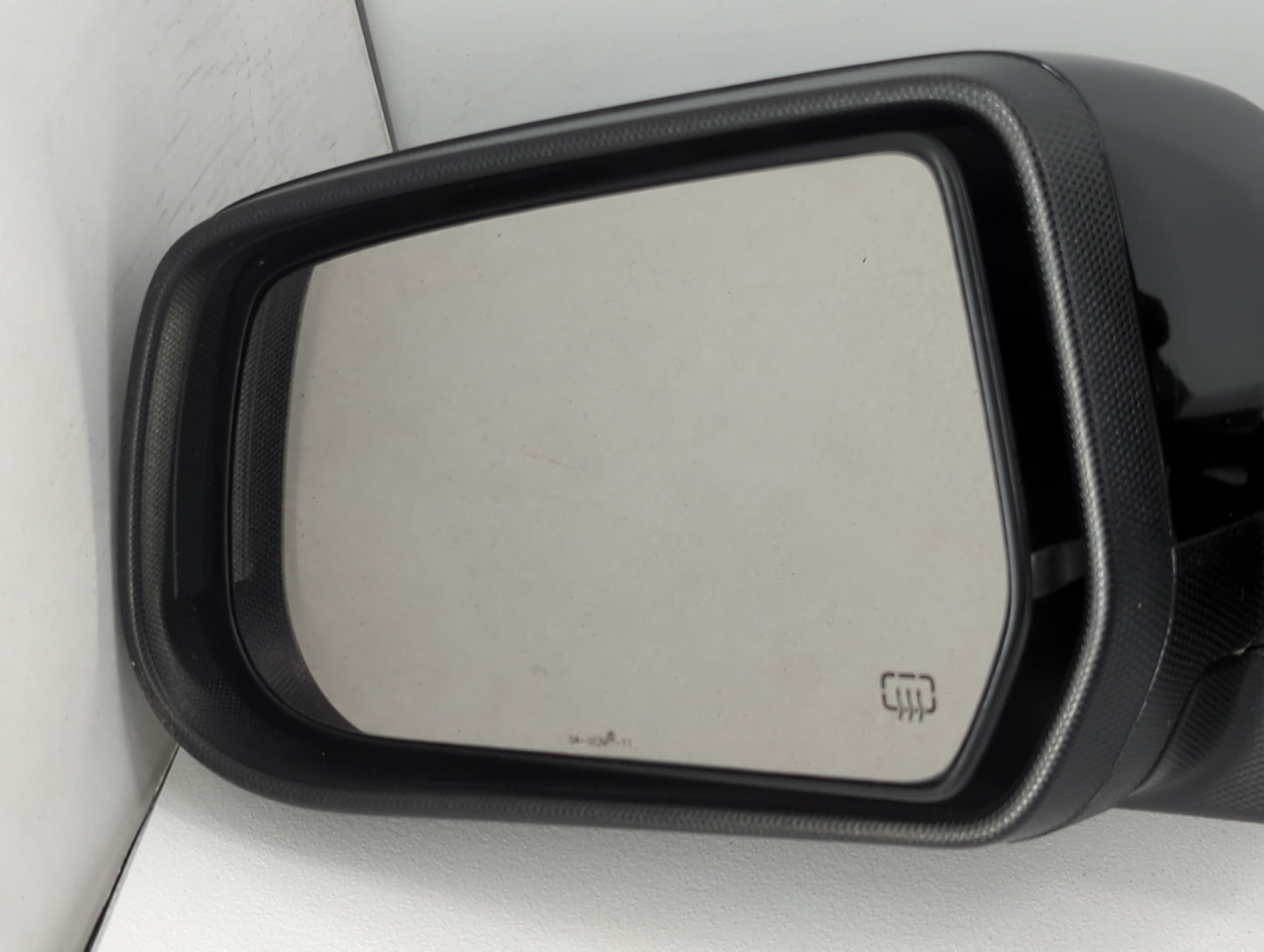 2010-2011 Chevrolet Equinox Driver Side View Mirror - Left Door Mirror OEM Used - Oemusedautoparts1.com